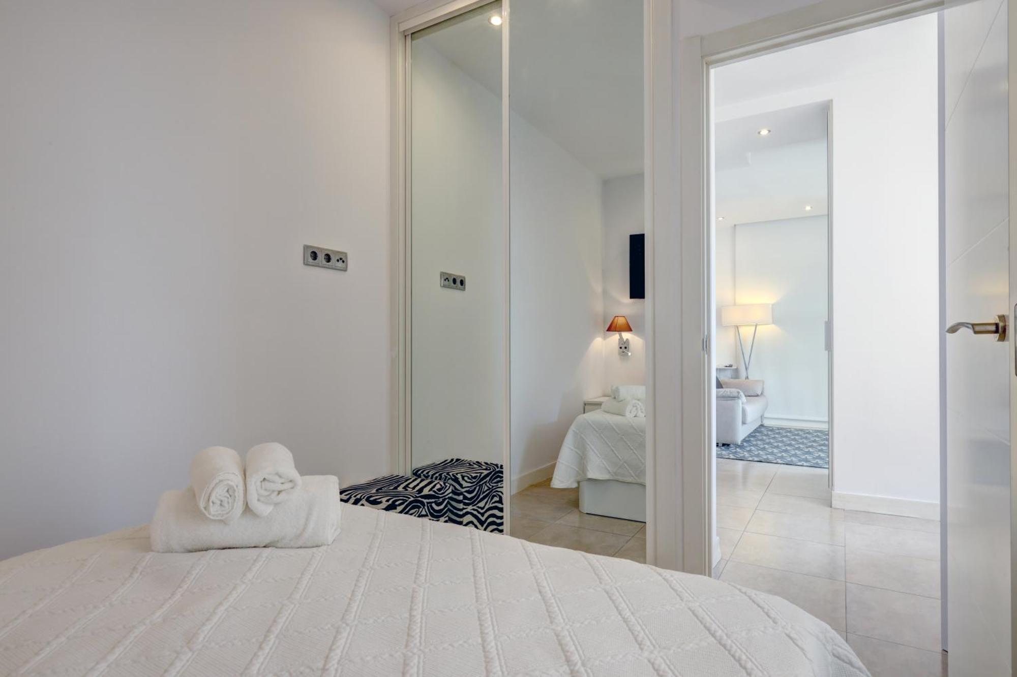 Apartamentos Con Vistas Y Terraza En Marbella Exterior foto
